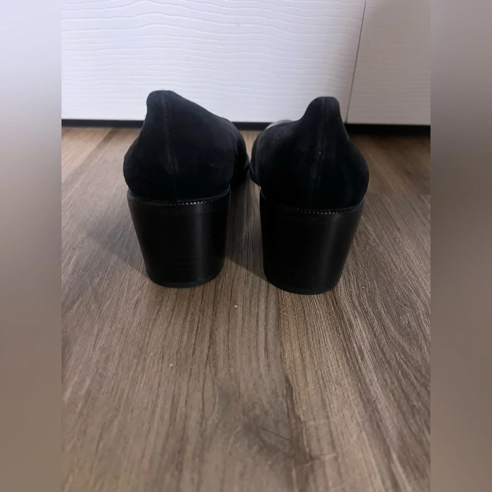 Women's Joan & David Black Suede/Patent Leather Pumps